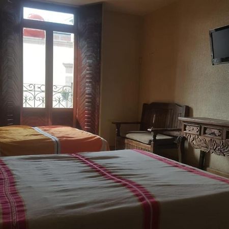 Hostal Casa Castillo Morelia Luaran gambar