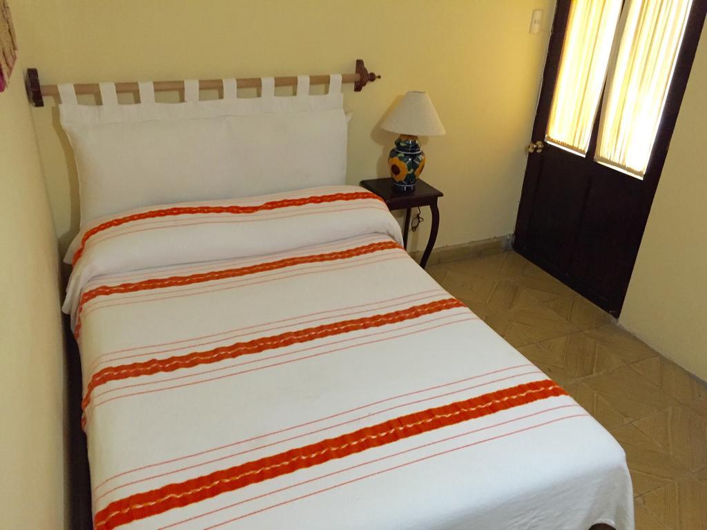 Hostal Casa Castillo Morelia Bilik gambar