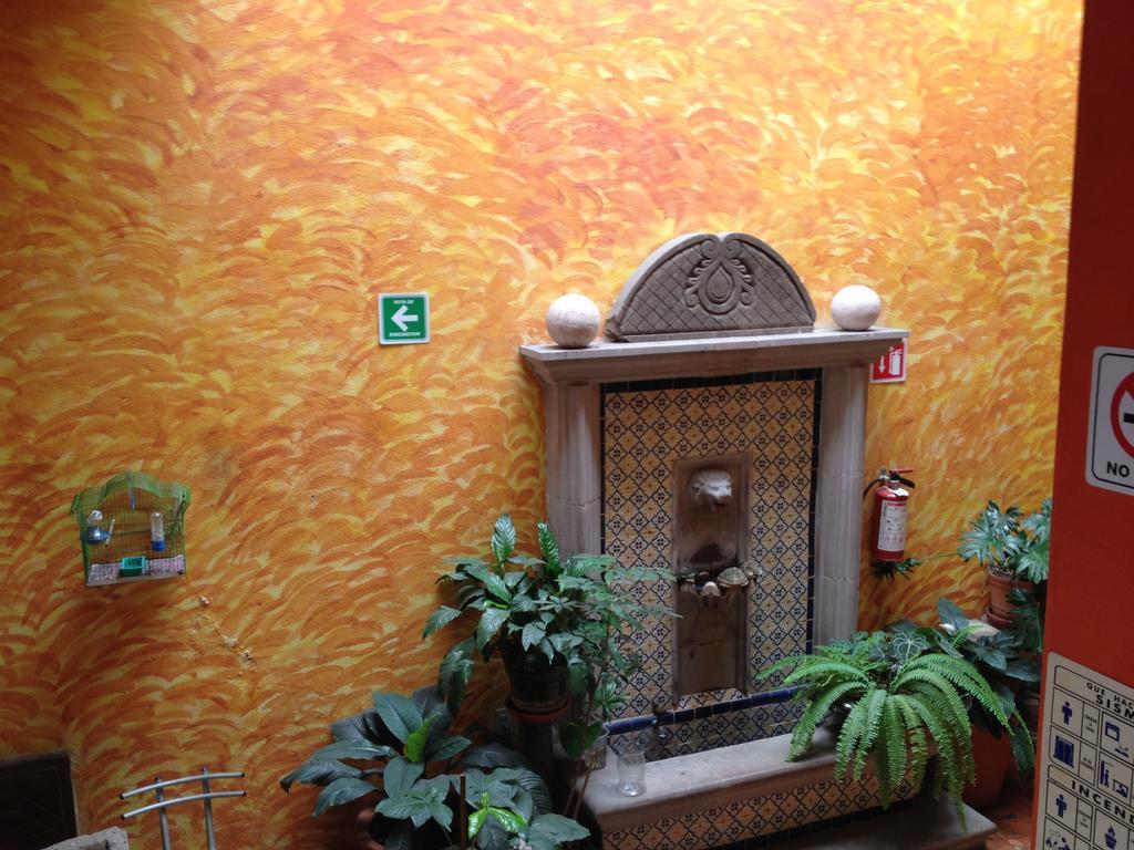 Hostal Casa Castillo Morelia Luaran gambar